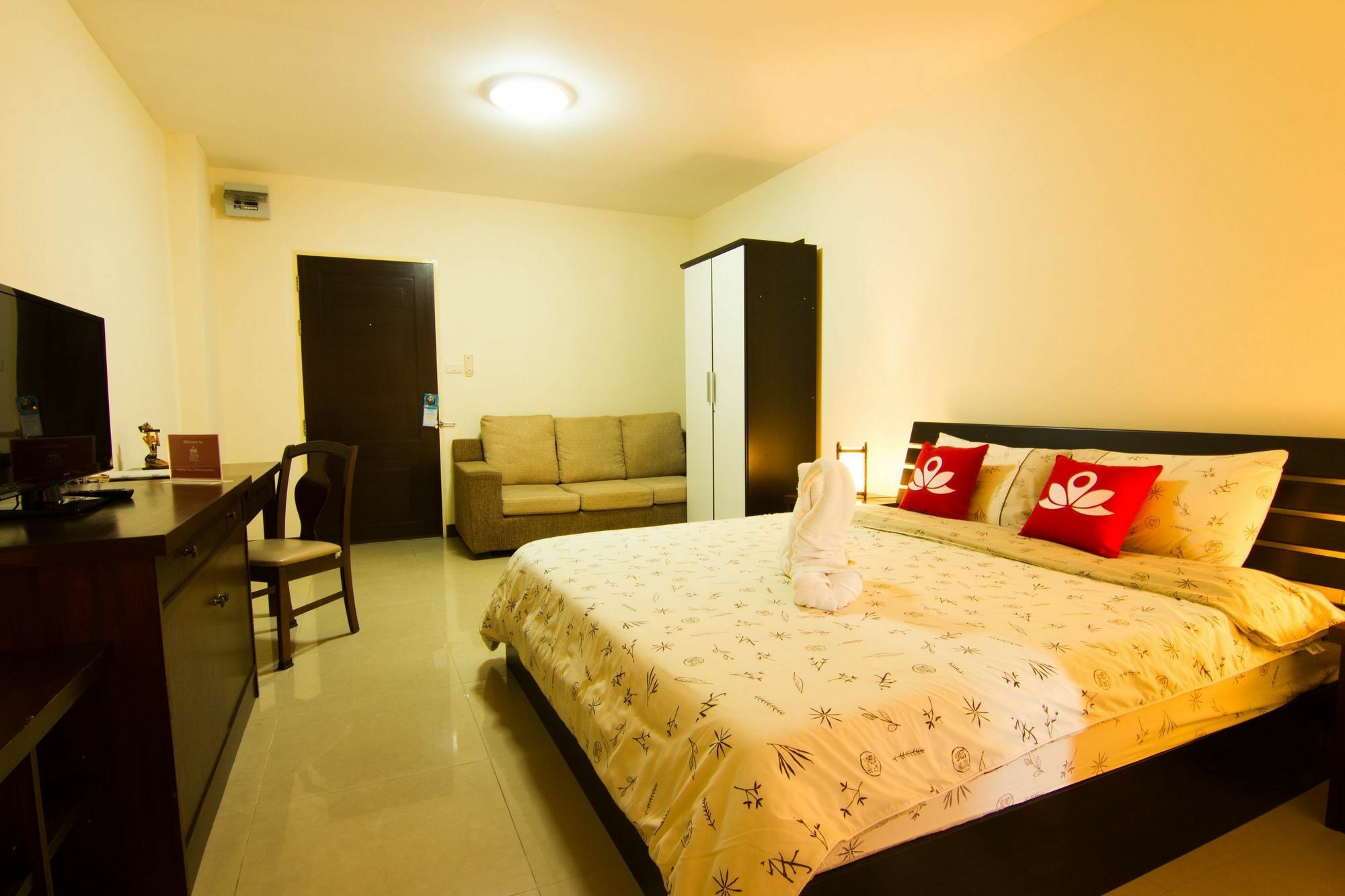 Zen Rooms Sukhumvit 81 Bangkok Extérieur photo